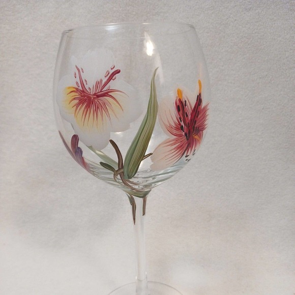 9" Goblet HAND PAINTED WINE GLASS Hawaiian Hibiscus Lilly Flowers - Picture 5 of 15